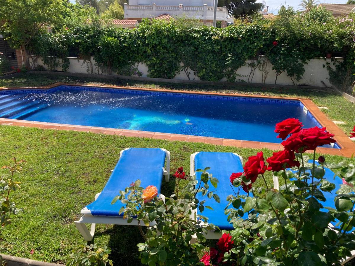 Villa Dacar Cubelles Exterior photo
