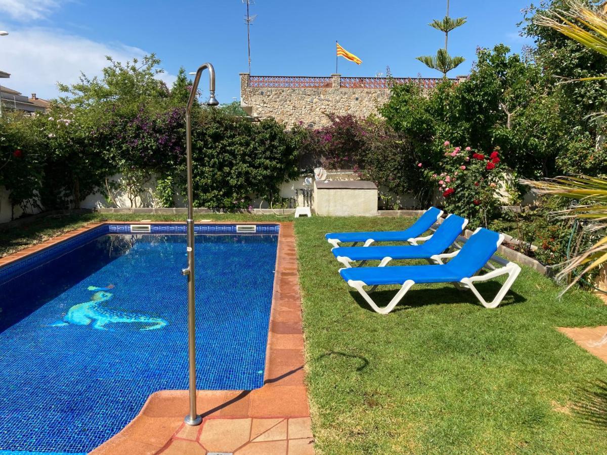 Villa Dacar Cubelles Exterior photo